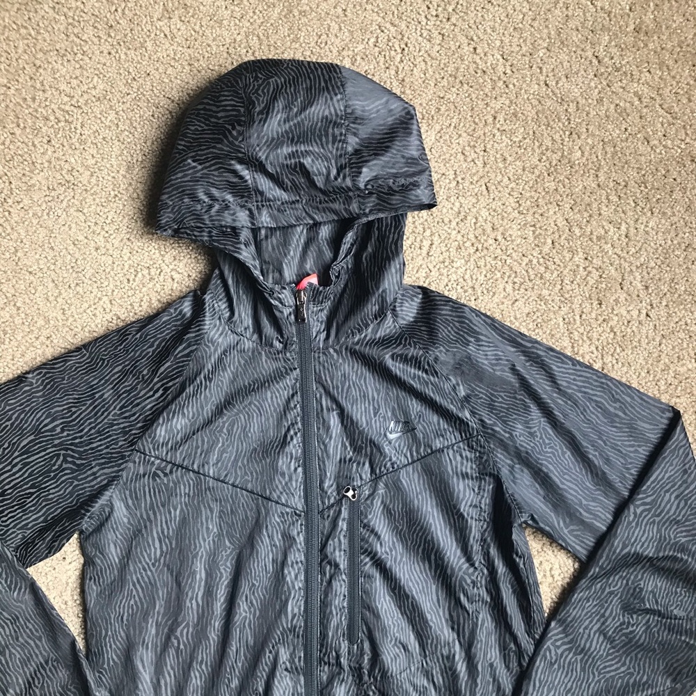 Nike Windrunner Blacklight Flash Printed Jacket - image 6